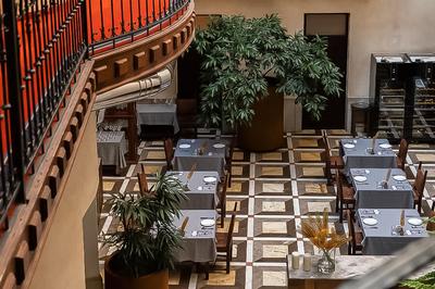 Copernicus Restaurant