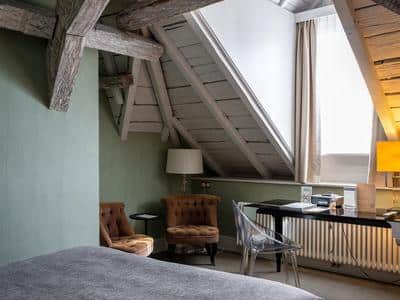 Classic Room