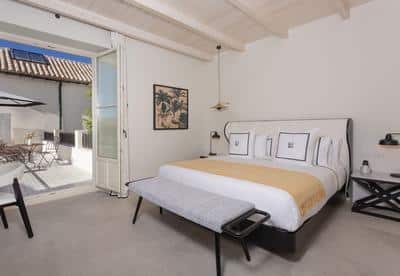 Premier Terrace Room