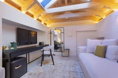 Signature Suite