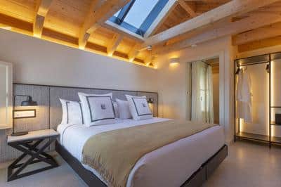 Signature Suite