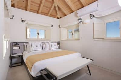 Deluxe Attic Room