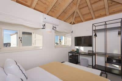 Deluxe Attic Room