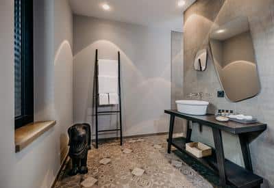 Convent Purs Luxury Living