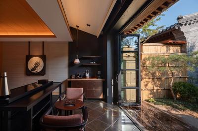 Ying Cui Courtyard View King