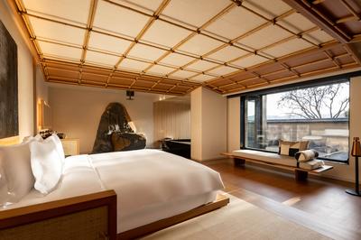 Bao Cui Courtyard View King