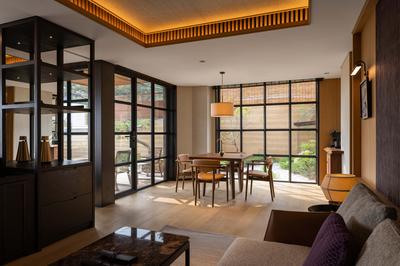 Yong Cui Grand View Suite
