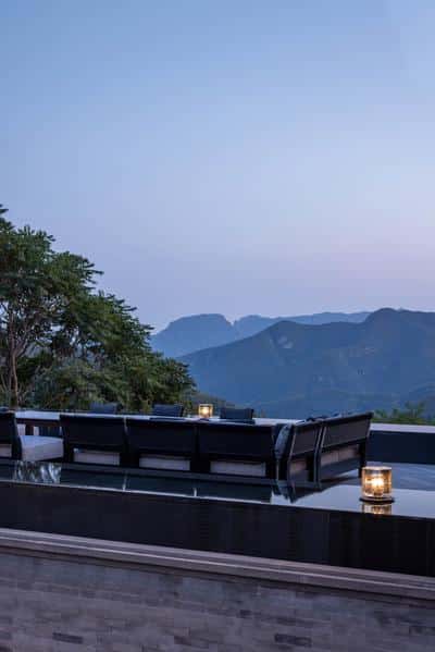 Yong Cui Mountain View Suite