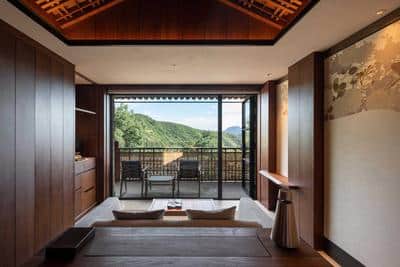 Lan Cui Mountain View King