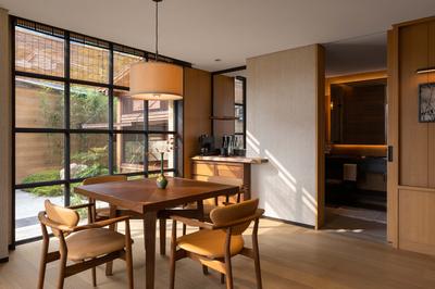Yong Cui Grand View Suite