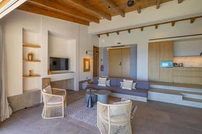 Eliamos - Three Bedroom Villa with Outdoor Private Pool