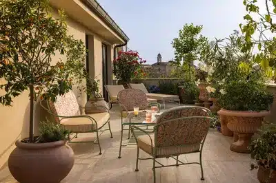 Roman Suite