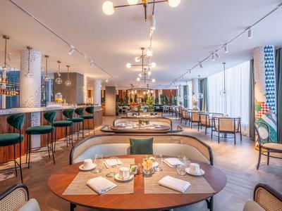 Enchante Bistro