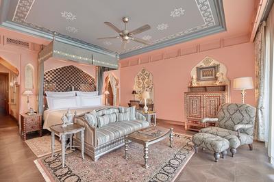Landmark Room