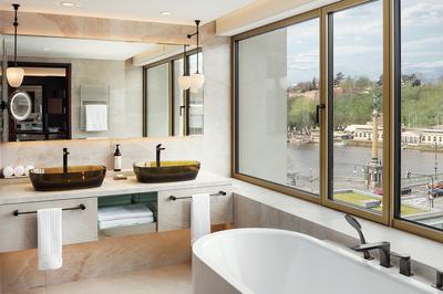 Signature River View Room