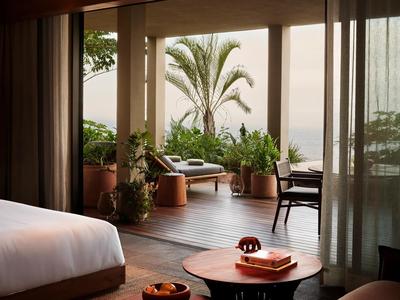 Ocean View Mountain Studio Suite