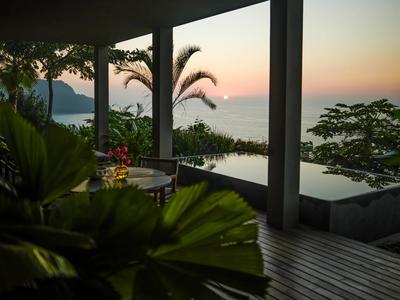 Ocean View Mountain Studio Suite