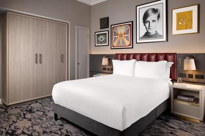 Trafalgar Queen Room