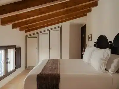 Two Bedroom Apartment with Terrace