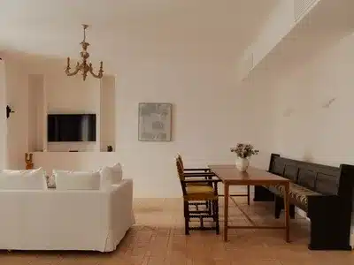 One Bedroom Apartment