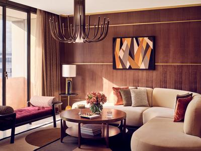 Signature Suite