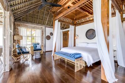 Overwater Pool Villa