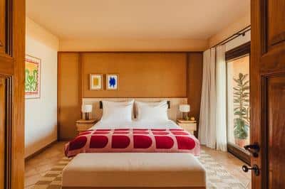 Suite with Garden View