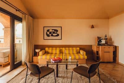Suite with Garden View