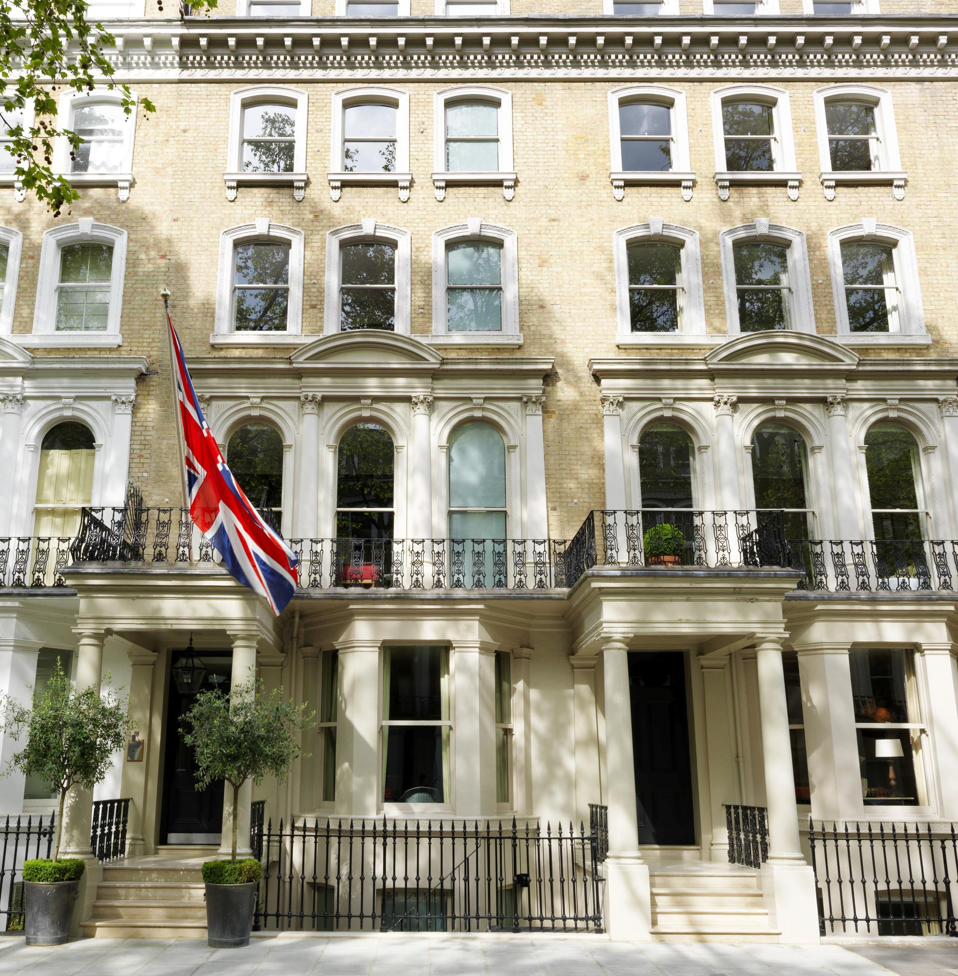 Knightsbridge Hotel