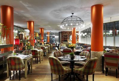 Refuel Bar & Restaurant