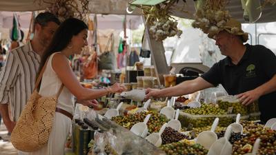 St Tropez Market