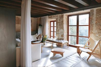 Can Oliver Suite