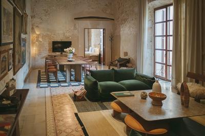 Nobis Suite
