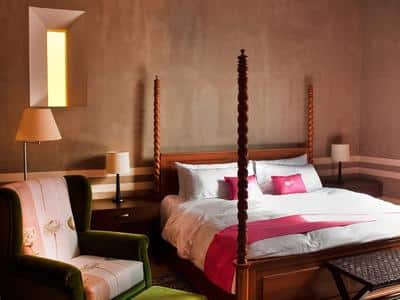 Rosas & Xocolate Master Suite