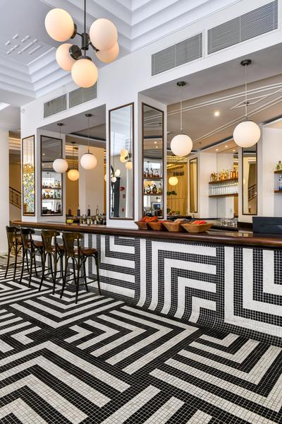 Lobby Bar
