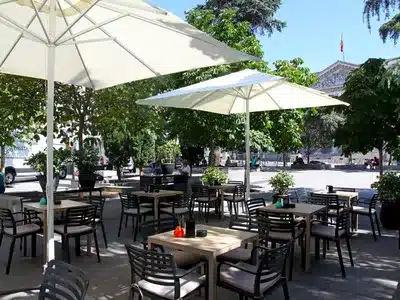 East 47 Bar
