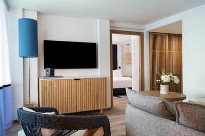 1 Bedroom Suite Private Plunge Pool Sofa Bed