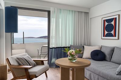 1 King Premium Sea View Individual Plunge Pool