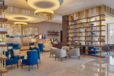 Grandeur Lounge