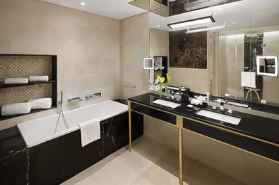Diplomat Suite