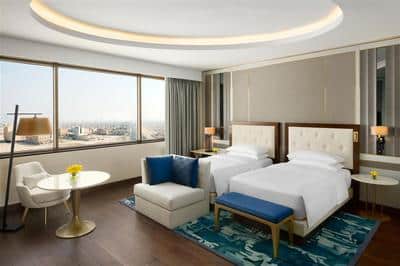 2 Twins Beds City View
