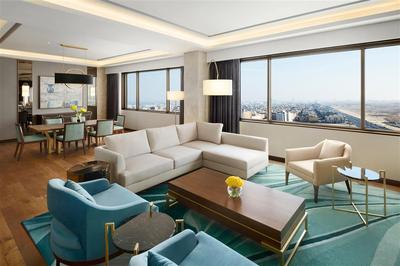 Diplomat Suite