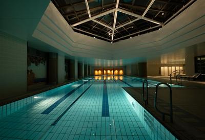 Swimming Pool - Indoor
