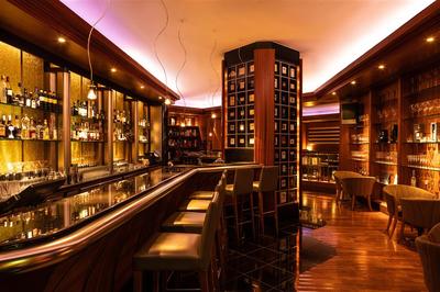 Martini's Bar