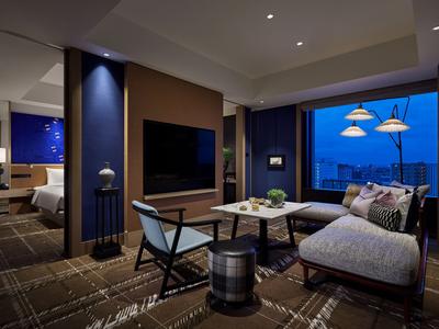 King Suite