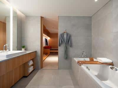 Sea View Deluxe Suite