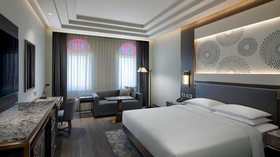 1 King Bed