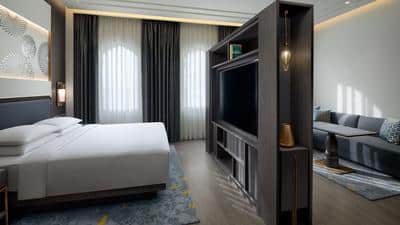 1 Regency King Bed with Club Access