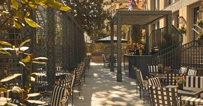 The Carlton Bar