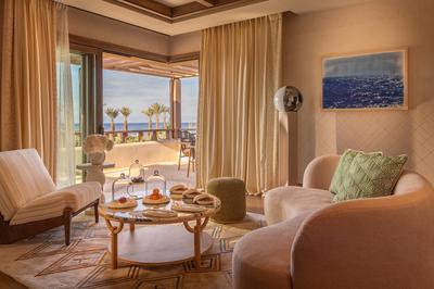 Deluxe Suite Sea View